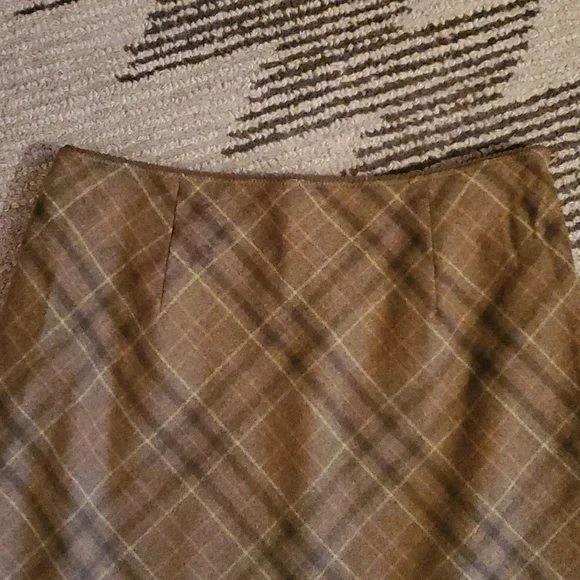 Ann Taylor Brown Plaid A-Line Skirt - Picture 3 of 12